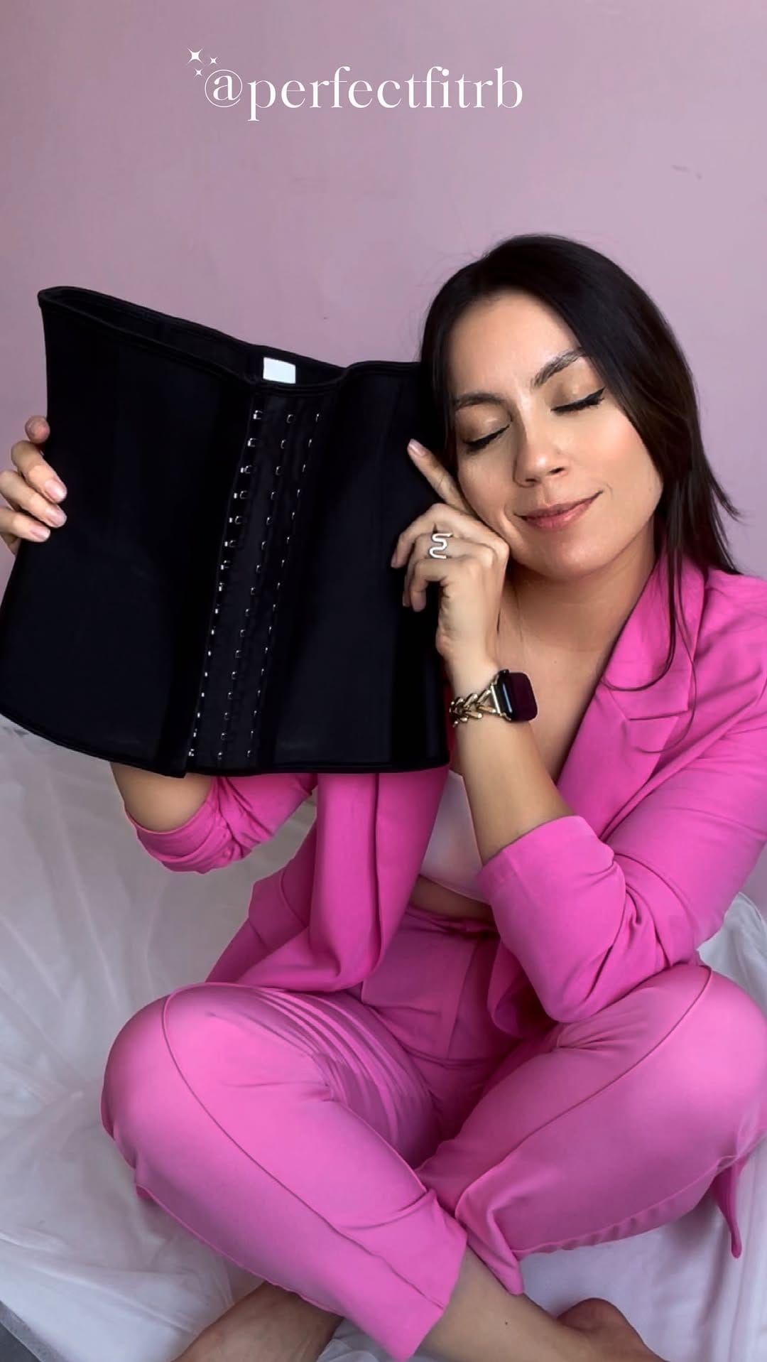 Post 6 by Perfect Fit Gloria Corral | Fajas on Instagram (video)
