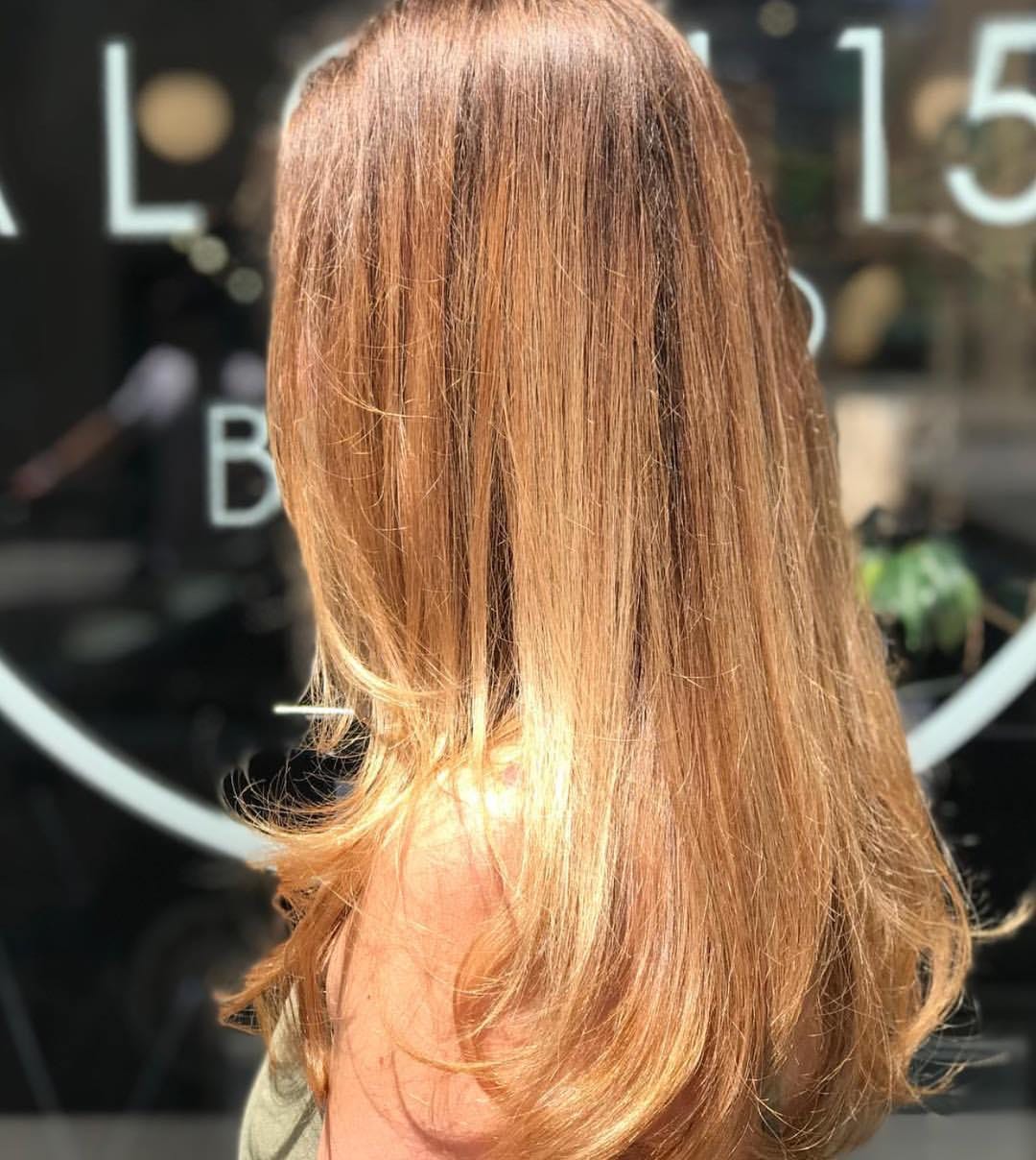 Post 7 by SALON1532 on Instagram (image)