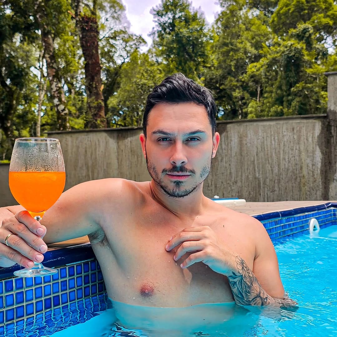 Post 6 by Leonardo Scotti on Instagram (image)