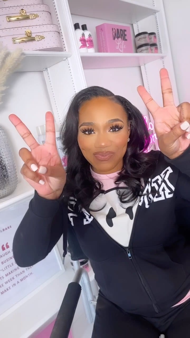 Post 9 by NEW JERSEY MAKEUP ARTIST on Instagram (video)