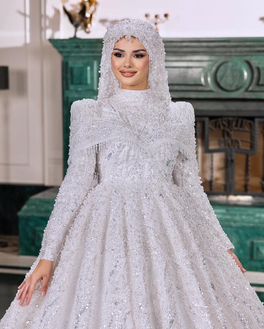 Post 4 by Tesettür Gelinlik / Nişanlık / Kına Elbiseleri on Instagram (carousel)