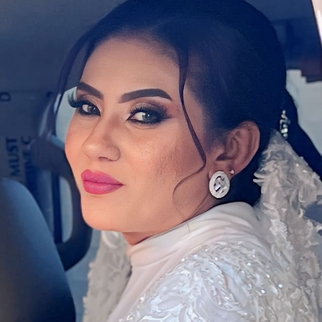 Post 5 by Makeup By Amaloshi on Instagram (image)