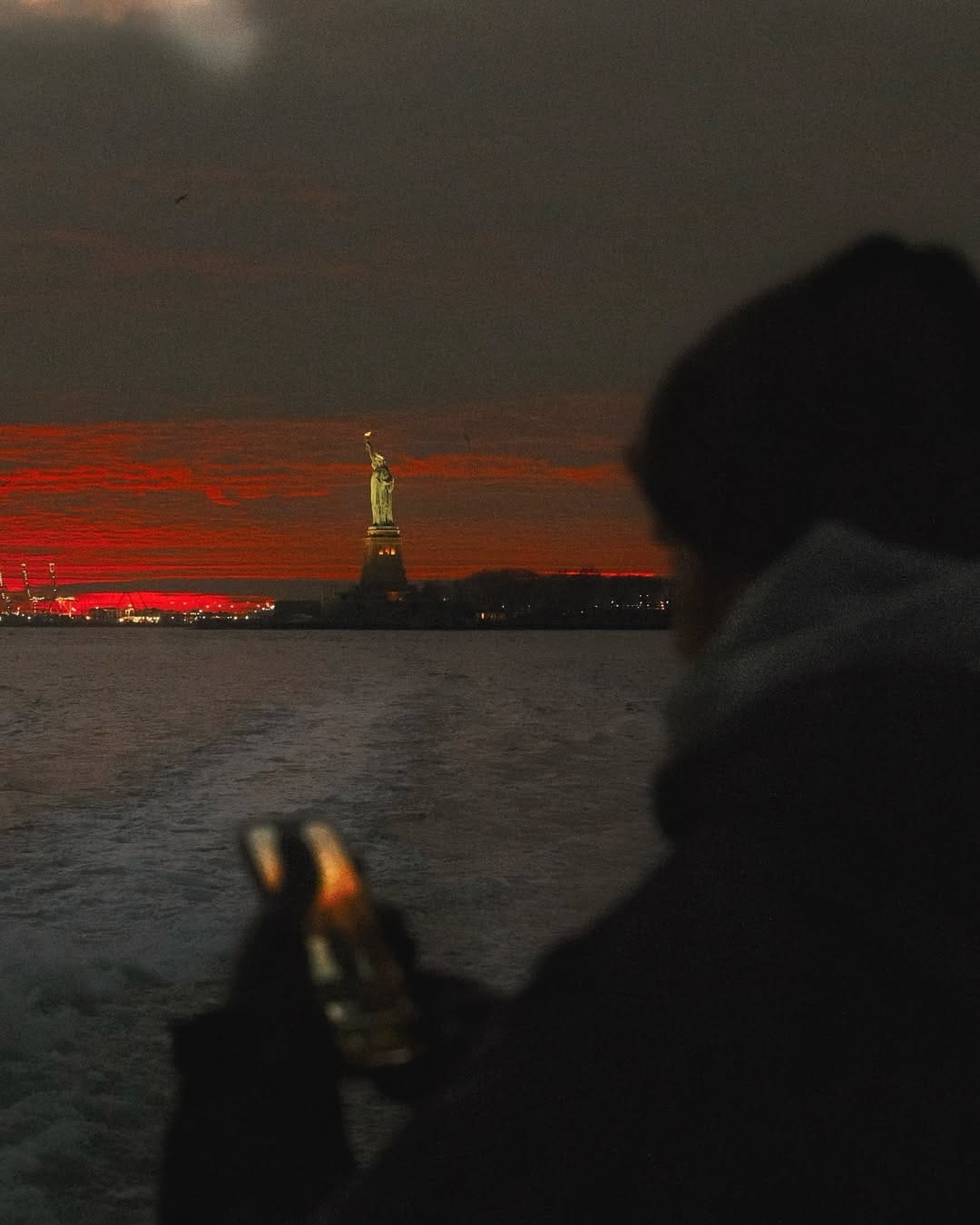 Post 8 by Diego Gutiérrez on Instagram (carousel)
