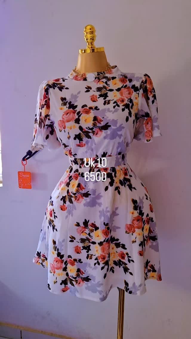 Post 3 by THRIFT WEARS AND ACCESSORIES STORE IN ABUJA on Instagram (video)