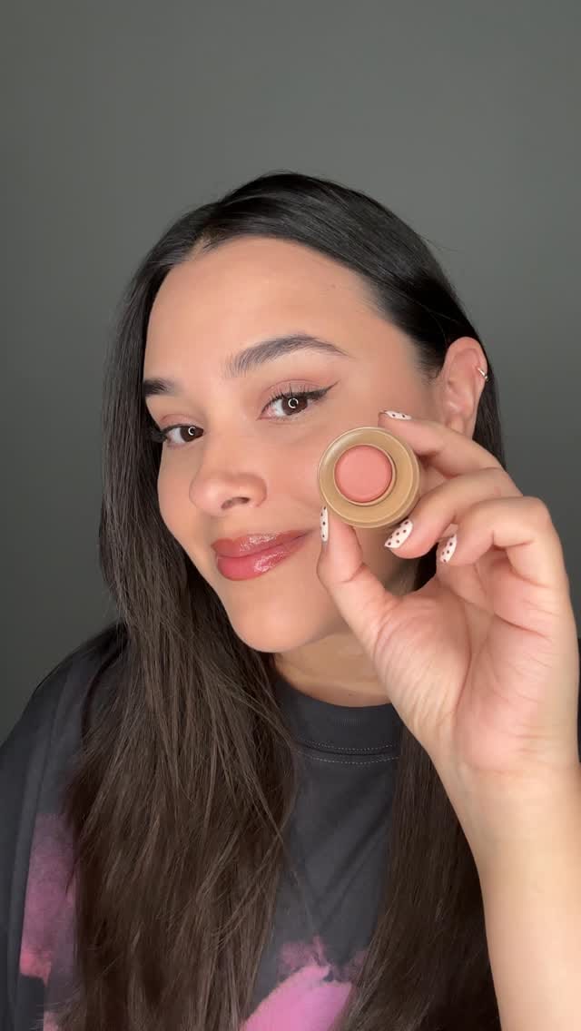 Post 4 by Fernanda Lucía on Instagram (video)