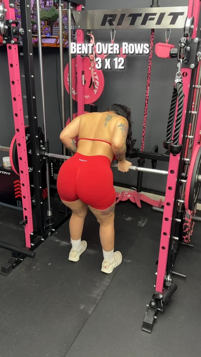 Post 8 by STAYYSLAYED 💅🏽 on Instagram (video)