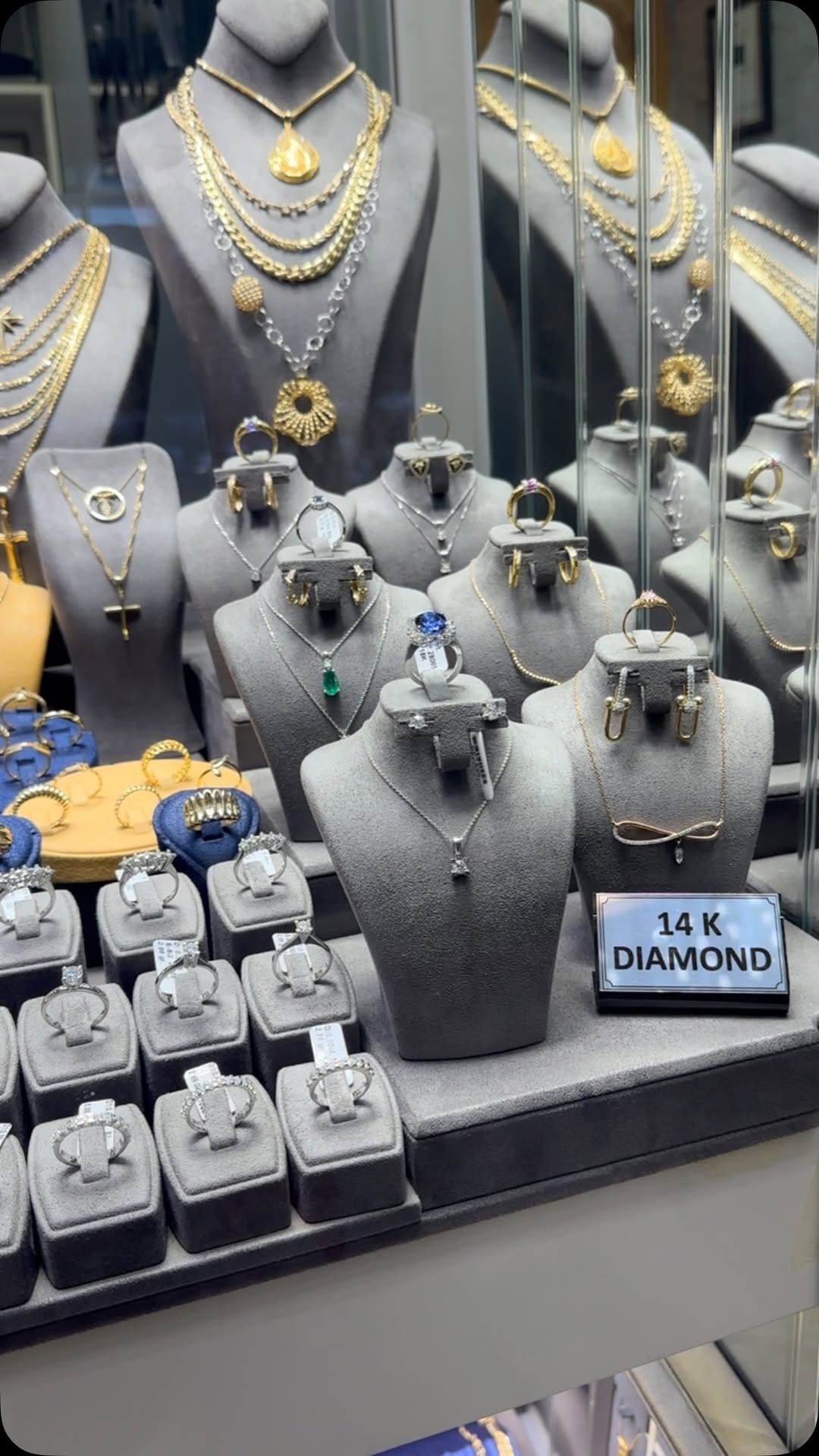 Post 6 by Pier Diamond By Veli Paralı on Instagram (video)