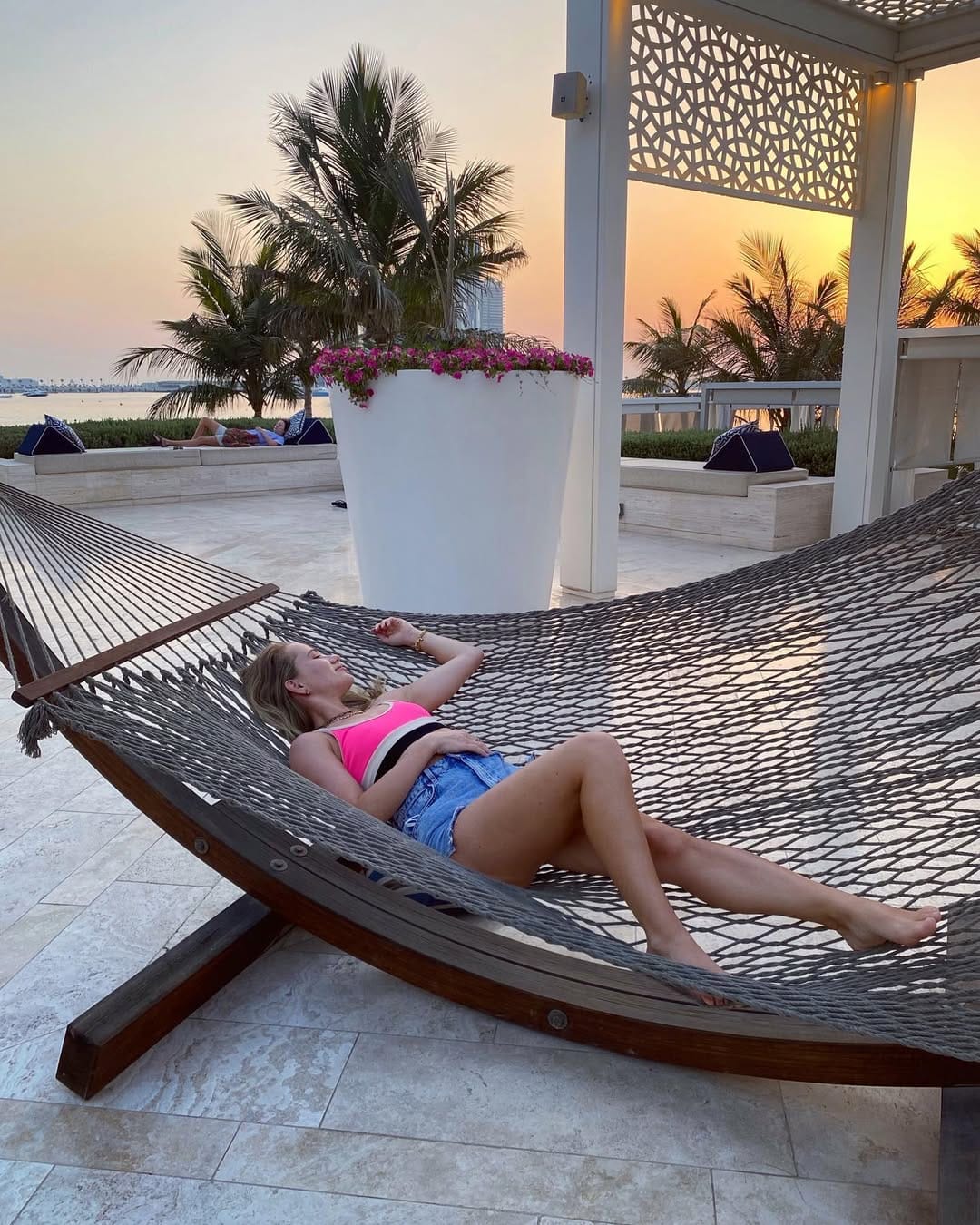 Post 6 by Alena on Instagram (image)