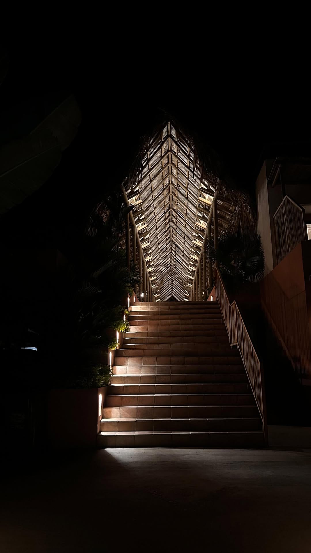 Post 3 by MARIA GUERRERO on Instagram (video)