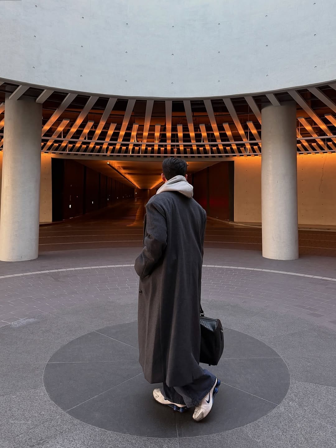 Post 9 by roi | HWANG SEUNG TAE on Instagram (carousel)