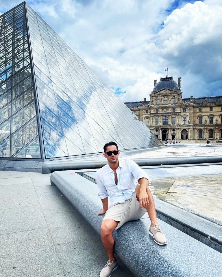 Post 9 by Khash on Instagram (image)
