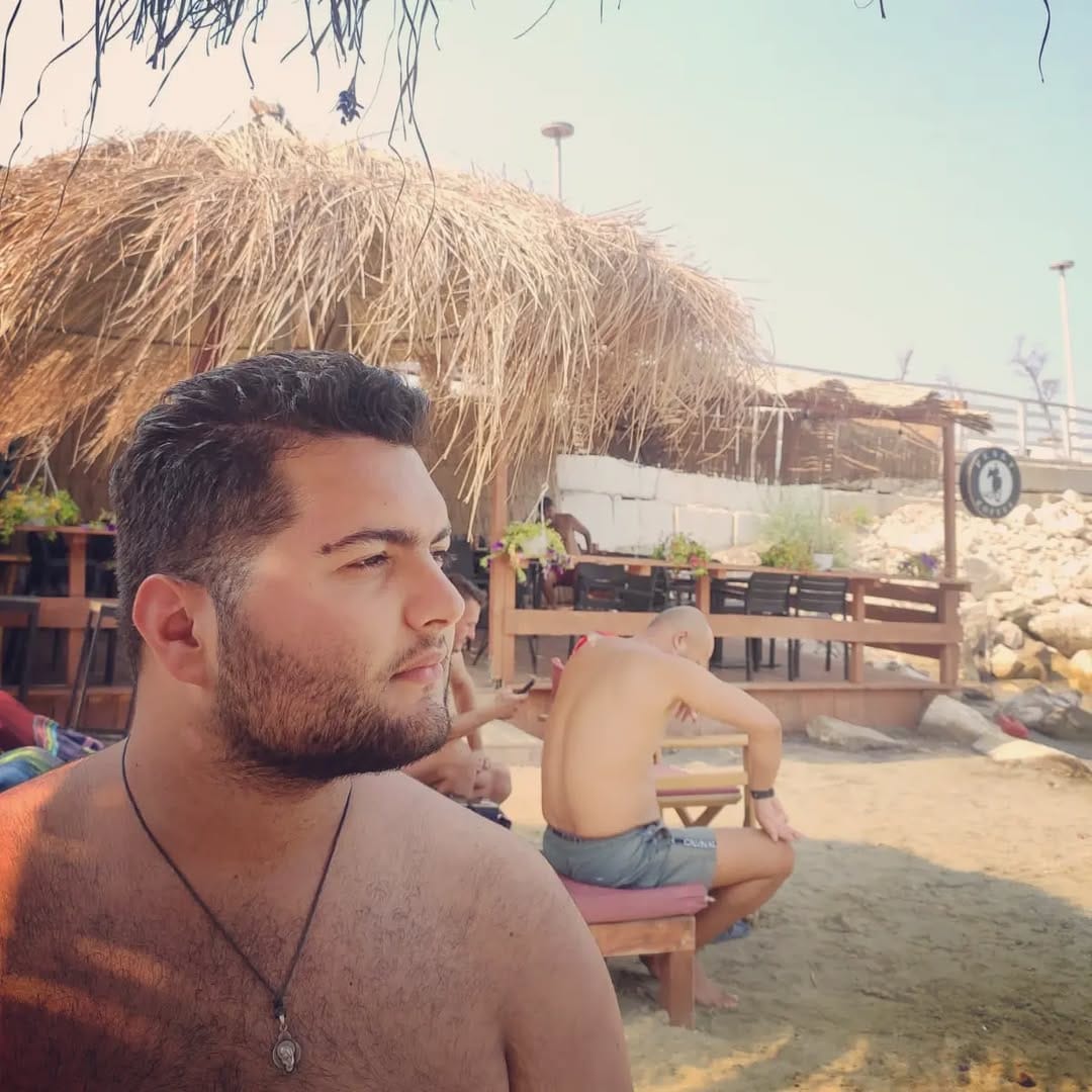 Post 5 by Alessandro Malo on Instagram (image)