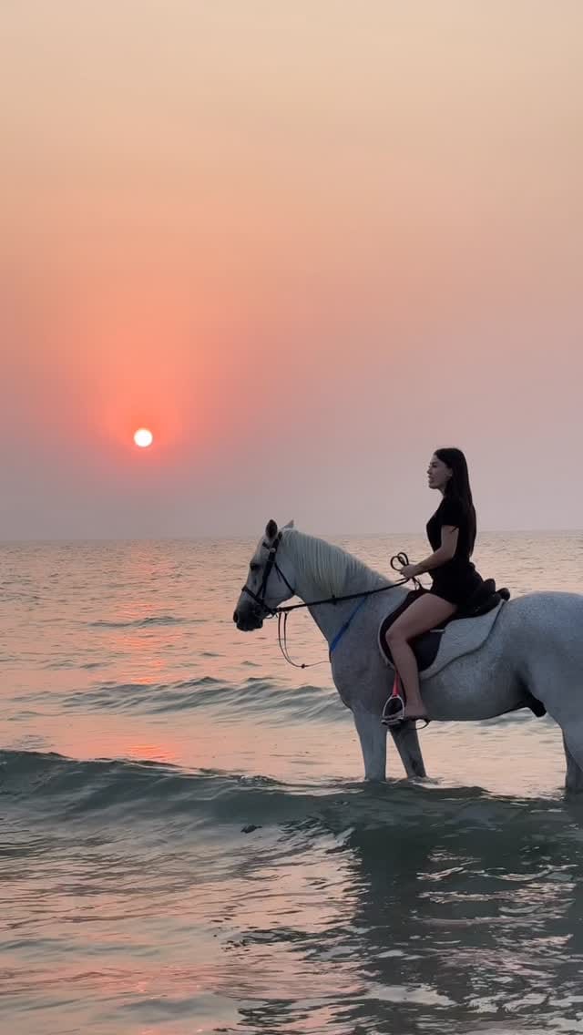 Post 7 by Aleksandra Ratushnaia on Instagram (video)