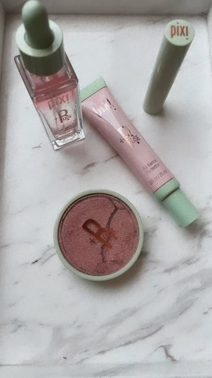 Post 3 by The Little Things Beauty on Instagram (video)