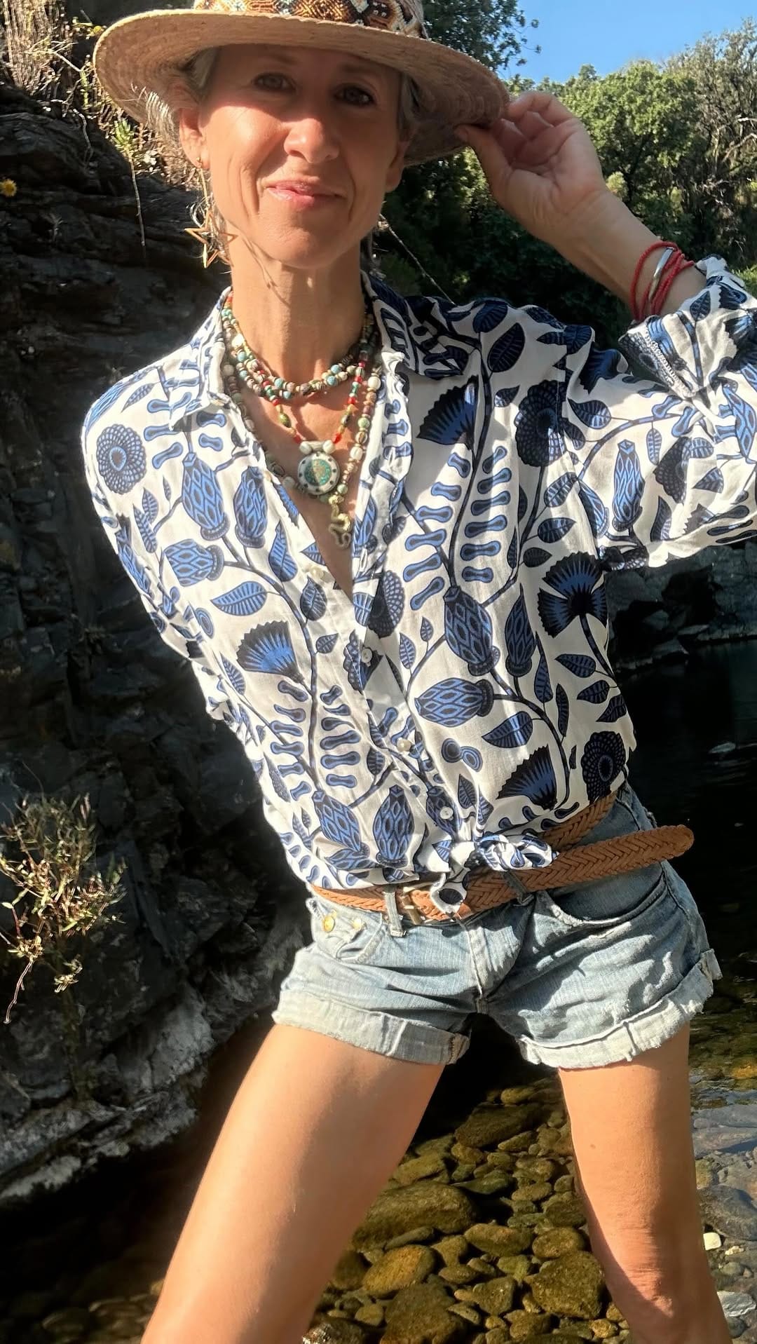 Post 6 by Mucholarala Summer Fashion on Instagram (video)