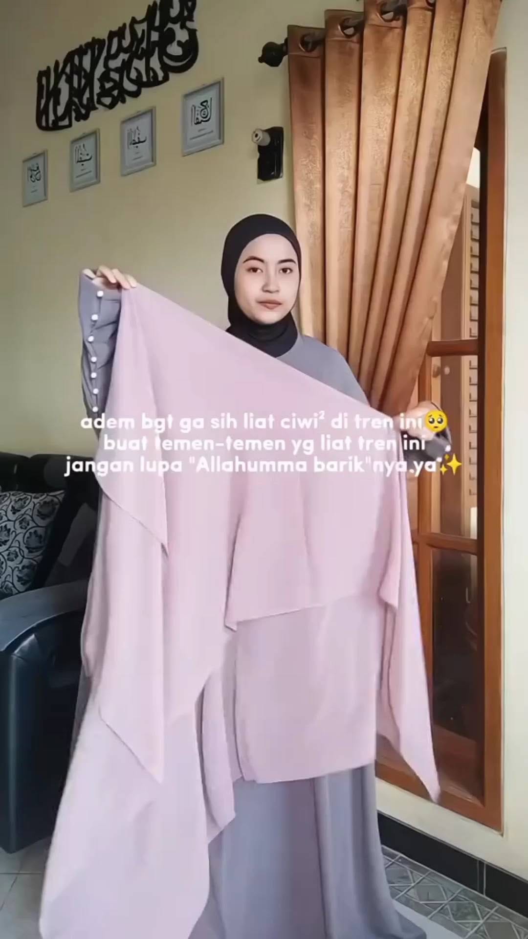 Post 8 by Produsen Baju Muslim on Instagram (video)