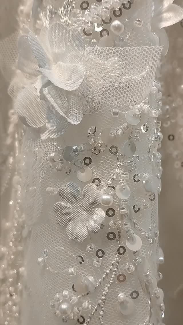 Post 8 by şahin moda on Instagram (video)