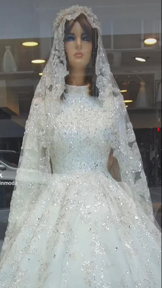 Post 6 by şahin moda on Instagram (video)