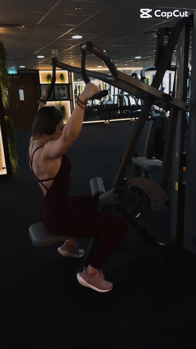 Post 3 by Fitness Instructor/ GYM Coach on Instagram (video)
