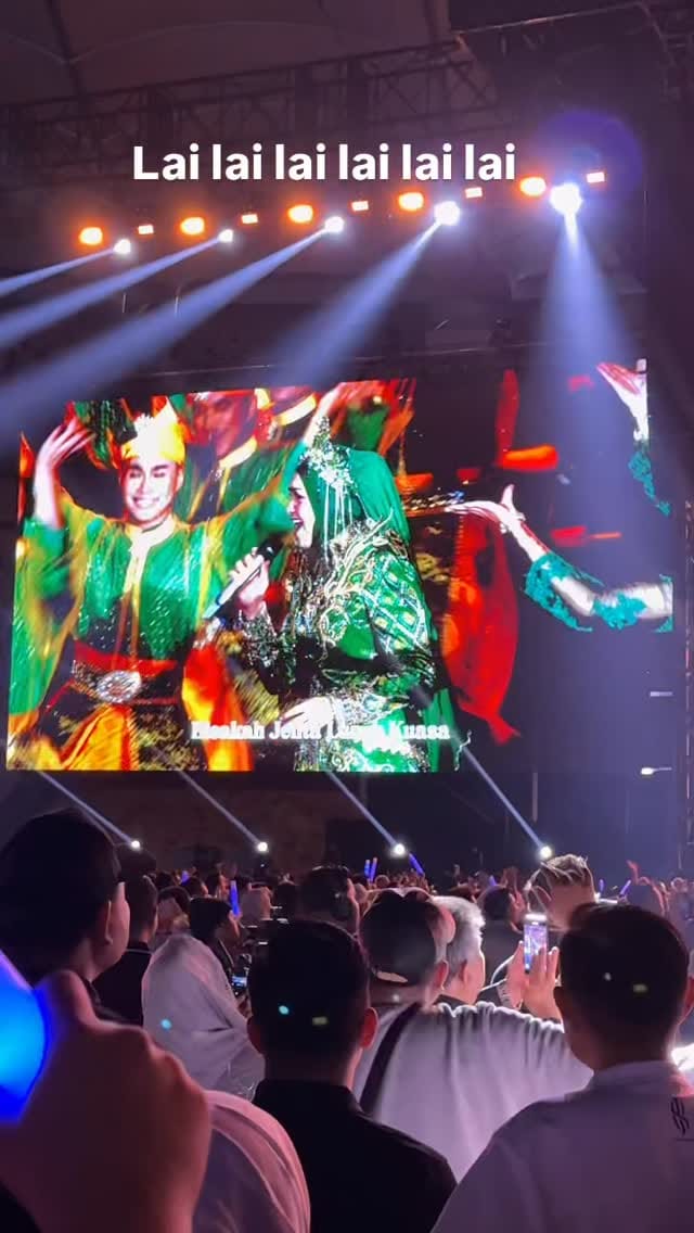 Post 2 by Fadhly Suhaimi on Instagram (video)
