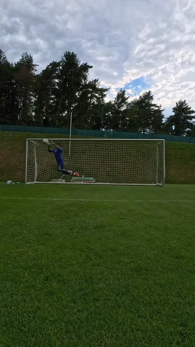 Post 5 by Abdulla Alnasri on Instagram (video)