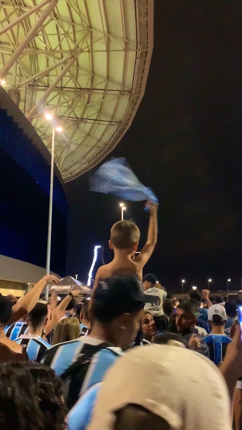 Post 8 by Bruna Borchardt on Instagram (video)