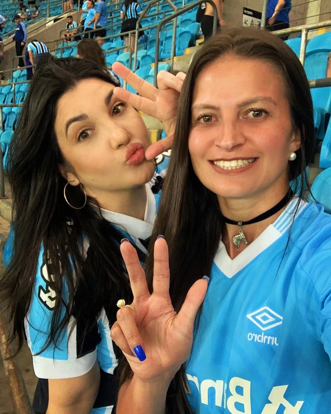 Post 7 by Bruna Borchardt on Instagram (carousel)
