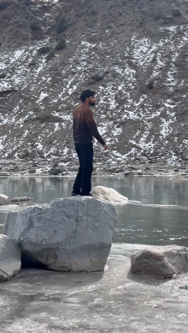 Post 3 by 🤍( اعجاز ) Aiz Khan on Instagram (video)