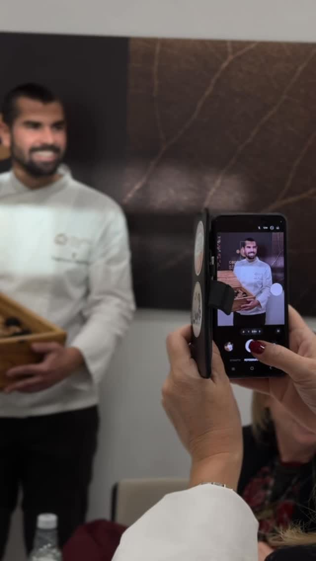 Post 8 by Ugo Alciati Chef on Instagram (video)