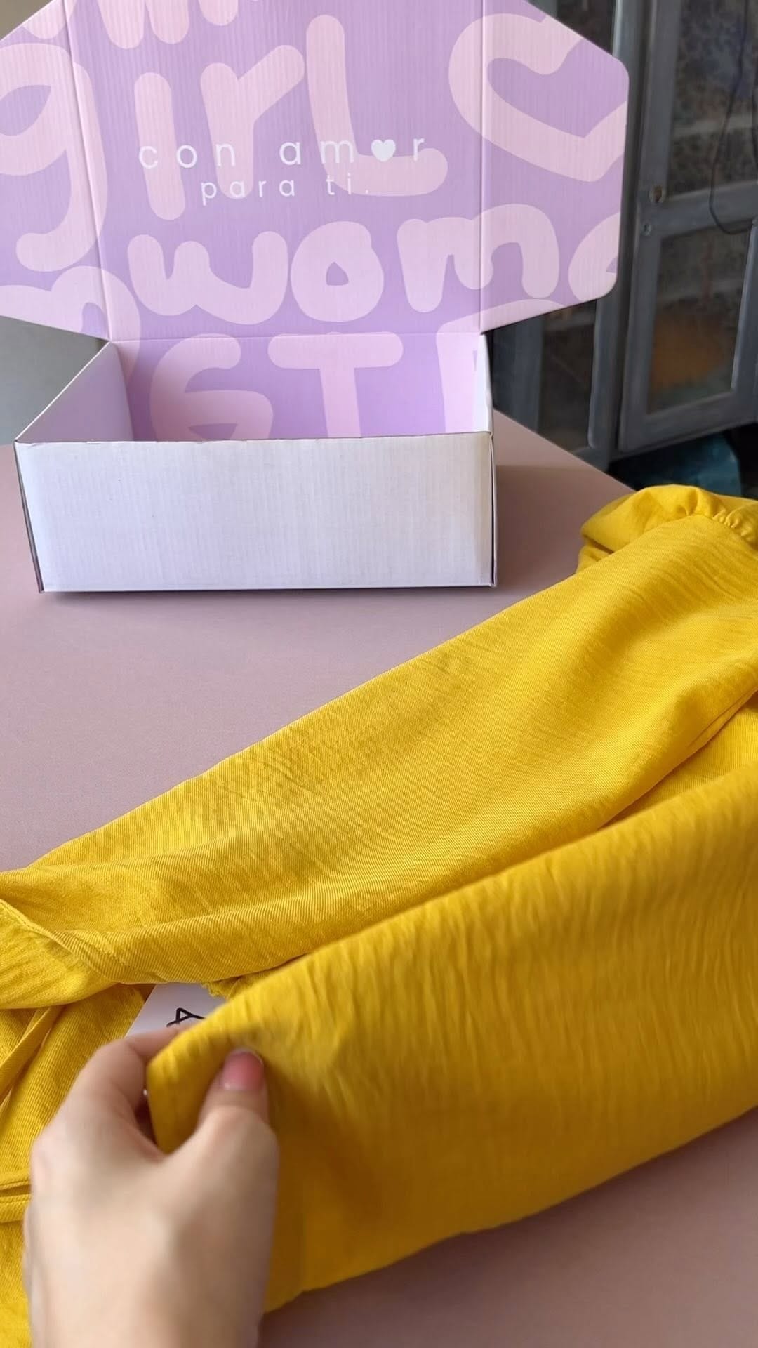 Post 3 by FANIA | ROPA | SLOW FASHION on Instagram (video)