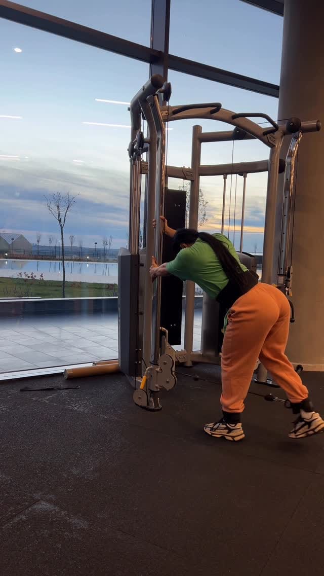 Post 4 by Saba sadri on Instagram (video)