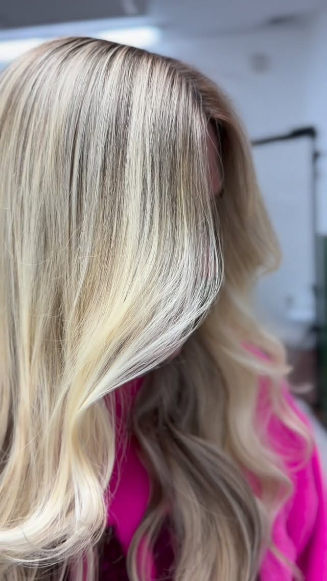 Post 8 by Maiara Araujo | Cabeleireira 🇺🇲 on Instagram (video)