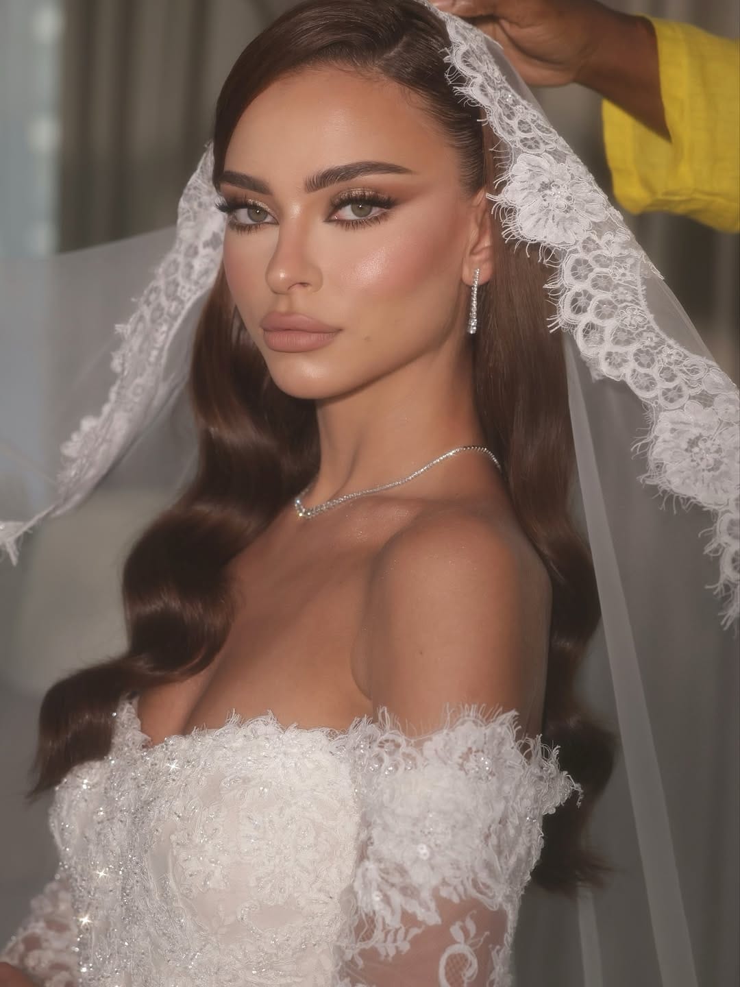 Post 10 by Fatima Makeup on Instagram (carousel)