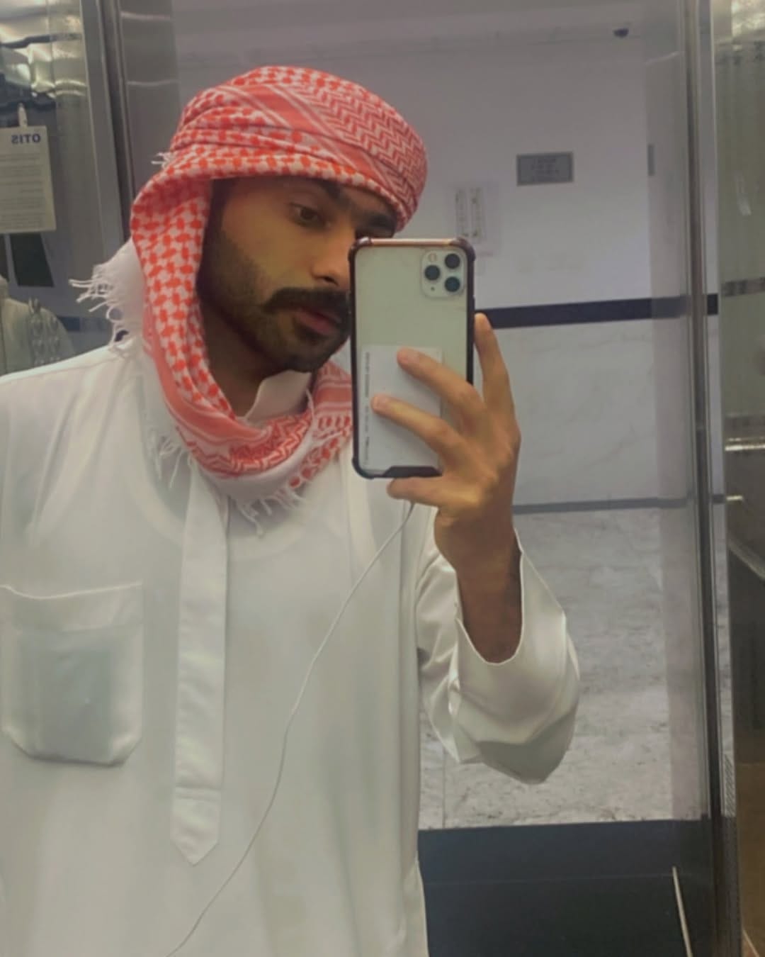 Post 7 by Ali_binhabib 10 on Instagram (image)