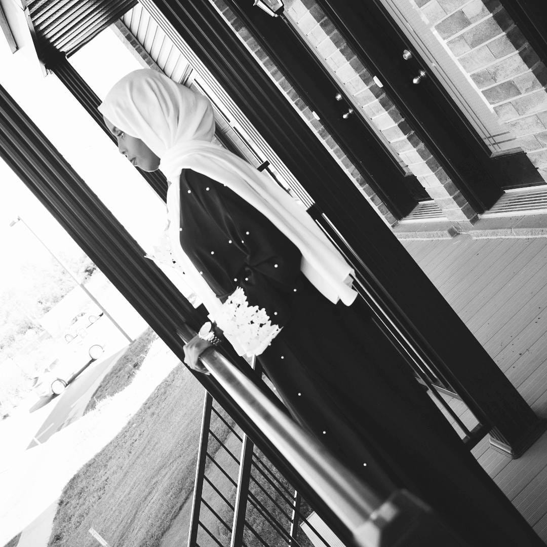 Post 9 by Awill fashion on Instagram (image)