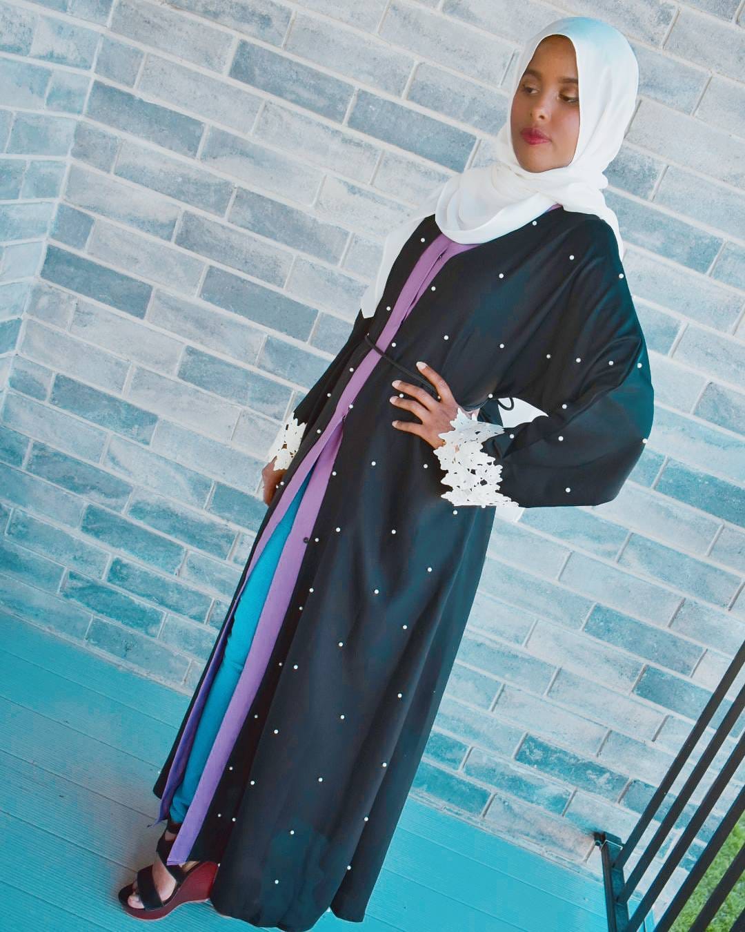 Post 10 by Awill fashion on Instagram (image)