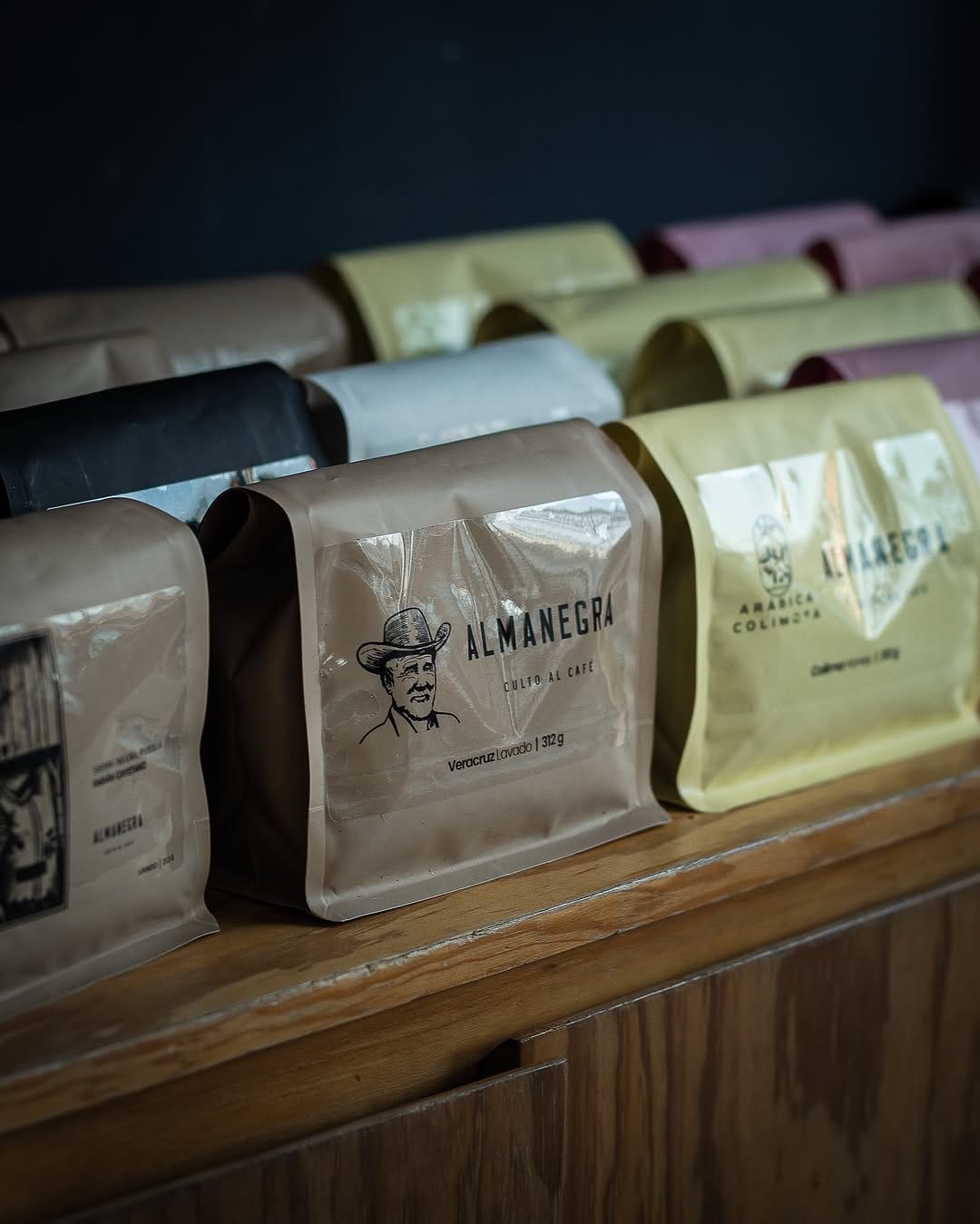 Post 4 by ALMANEGRA CAFÉ on Instagram (carousel)