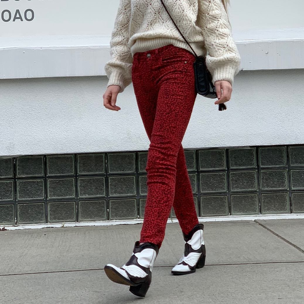 Post 10 by Sab & Pam on Instagram (image)