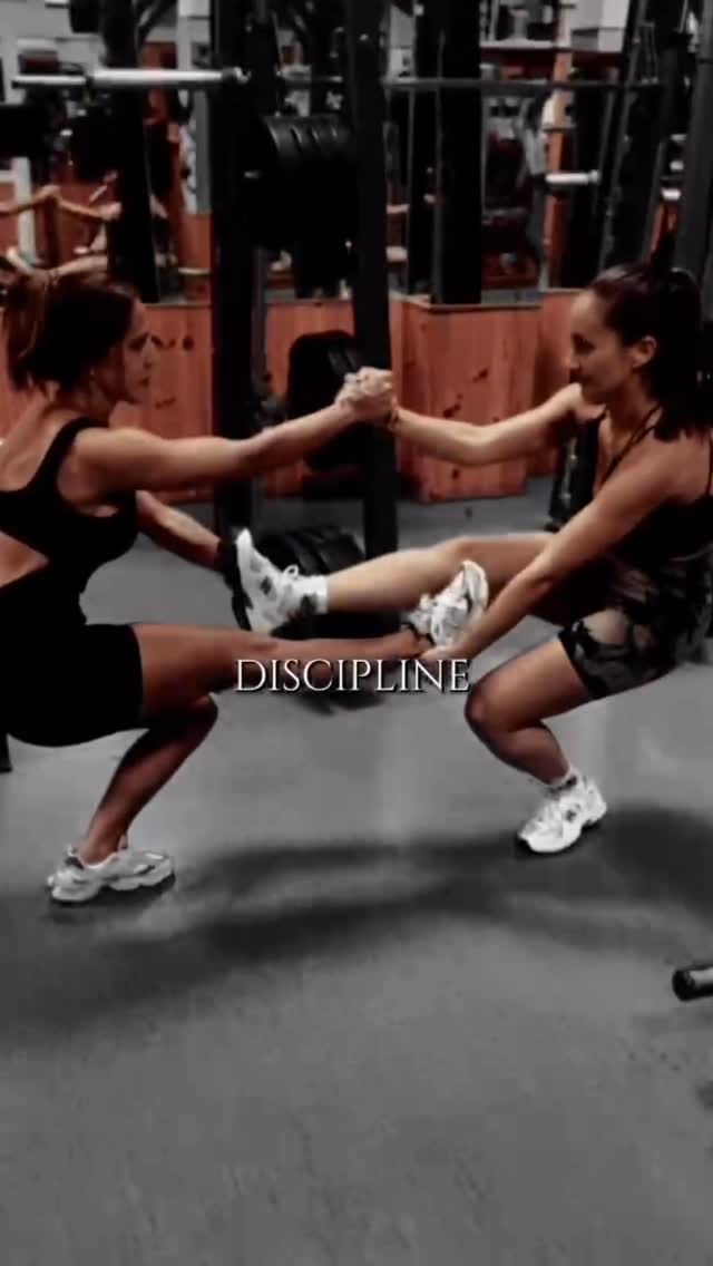 Post 8 by Victor Ortiz on Instagram (video)