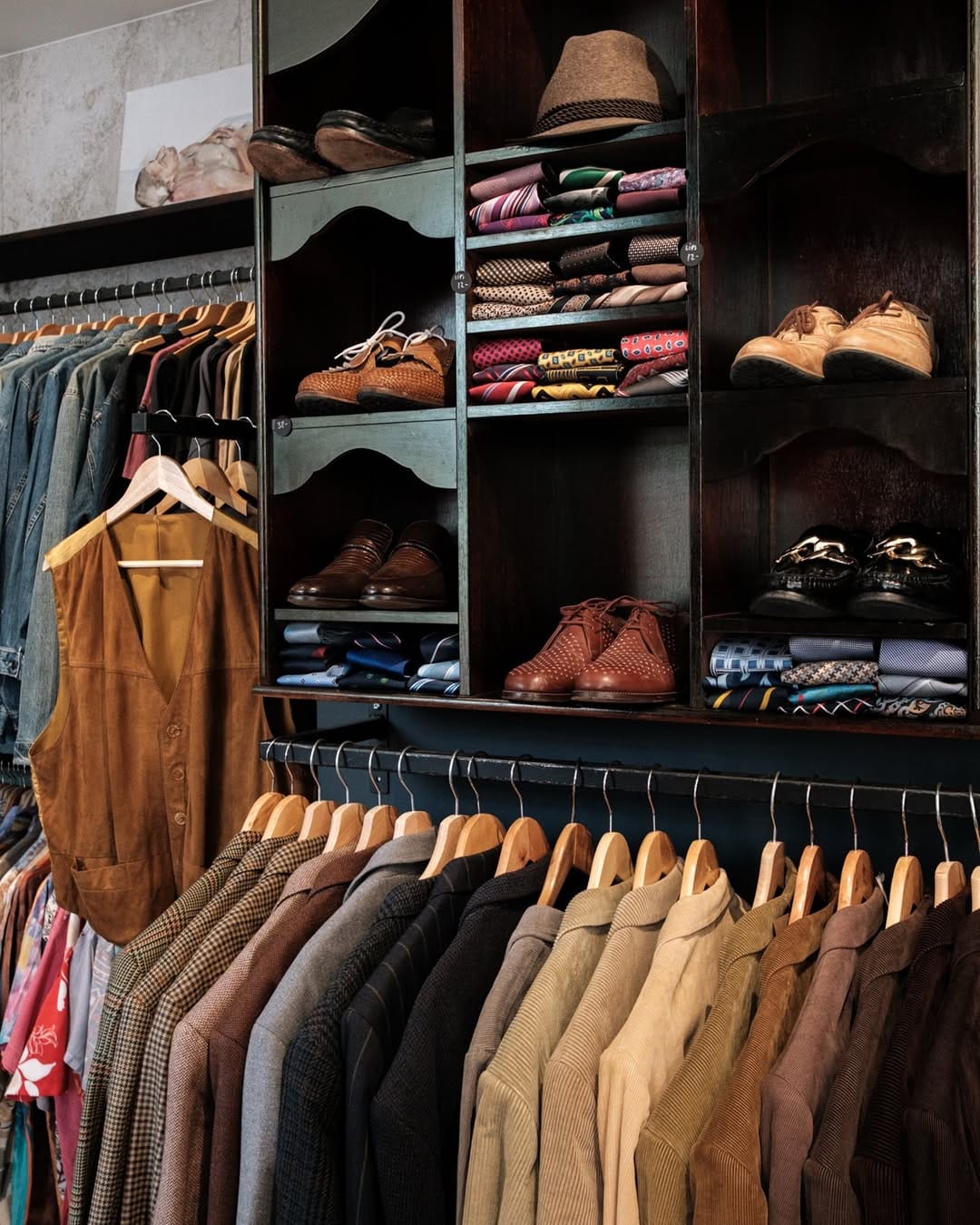 Post 9 by NORTHERN GRIP | VINTAGE STORE on Instagram (carousel)