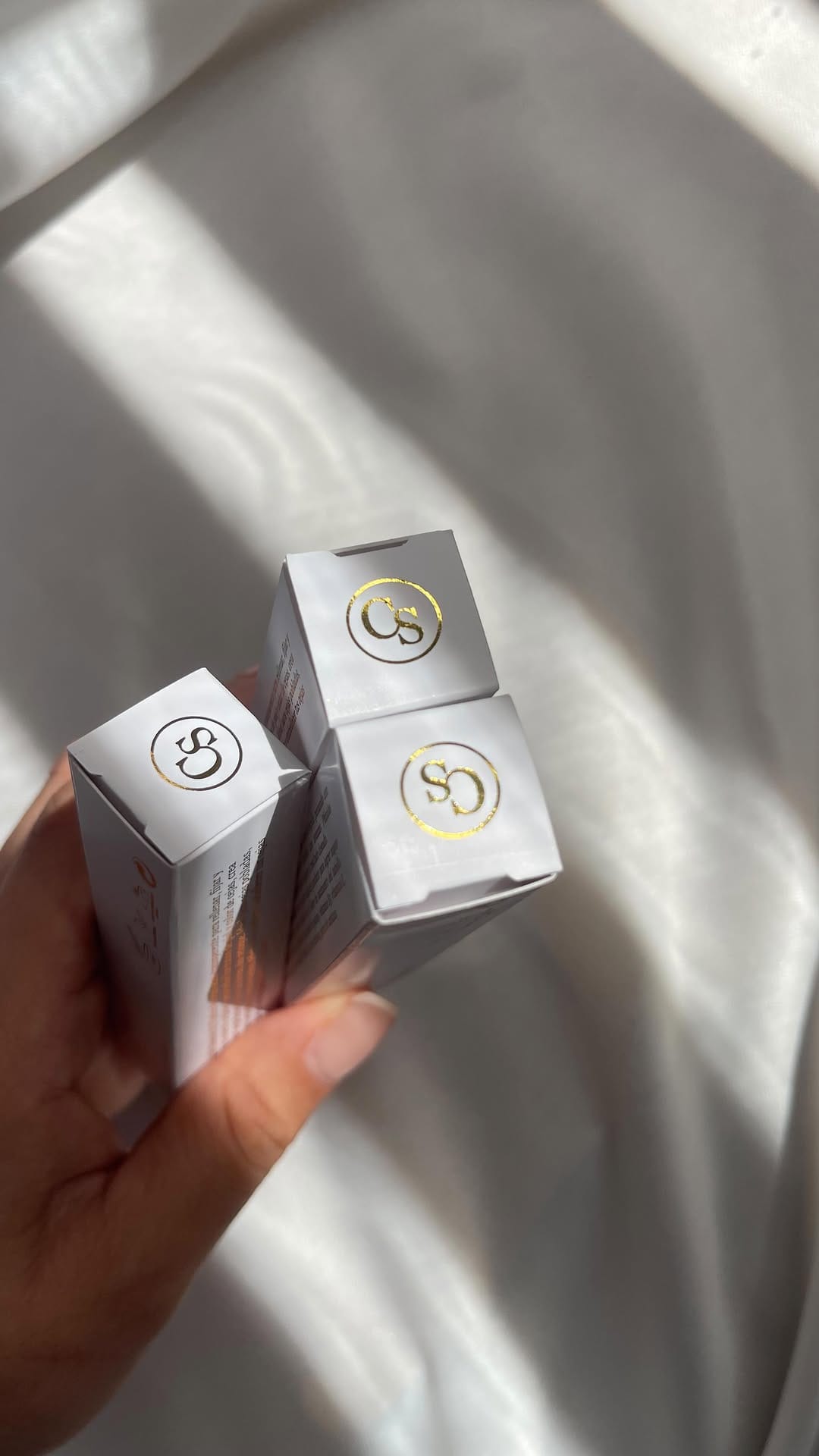 Post 8 by CS EYELASH on Instagram (video)