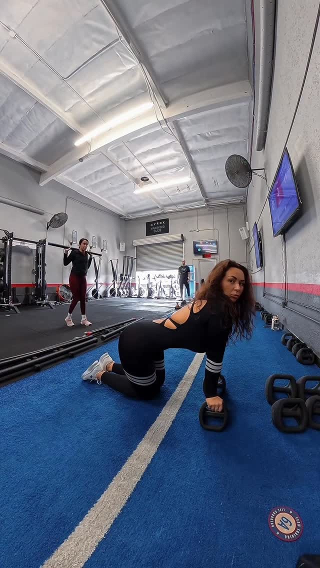 Post 2 by Victoria Bessarab on Instagram (video)
