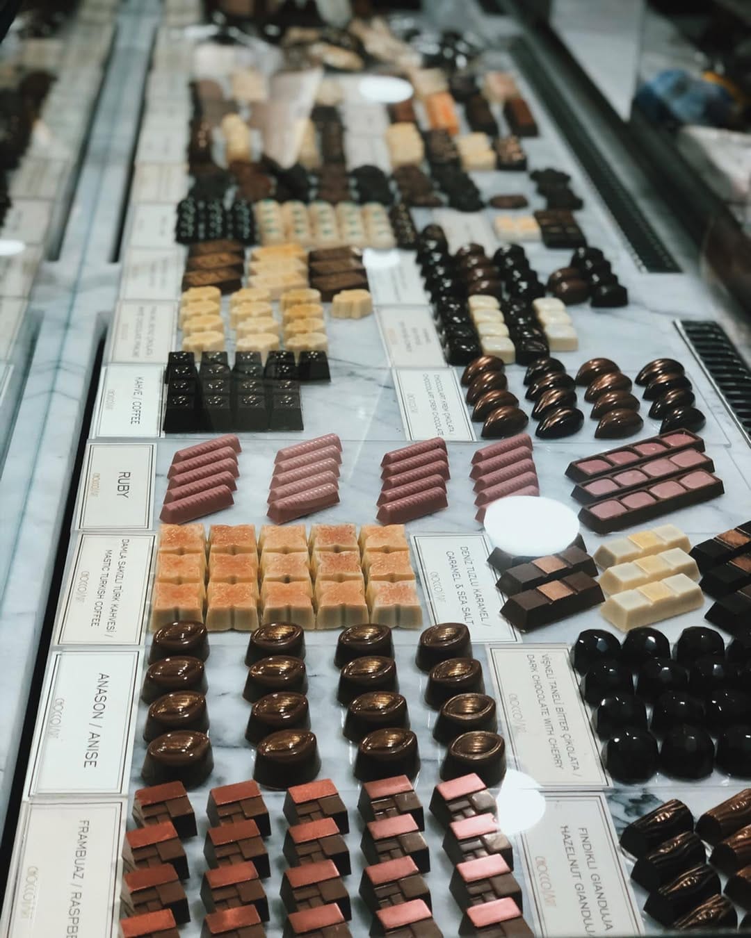 Post 8 by Eat well, travel often 🌍🍴 on Instagram (carousel)