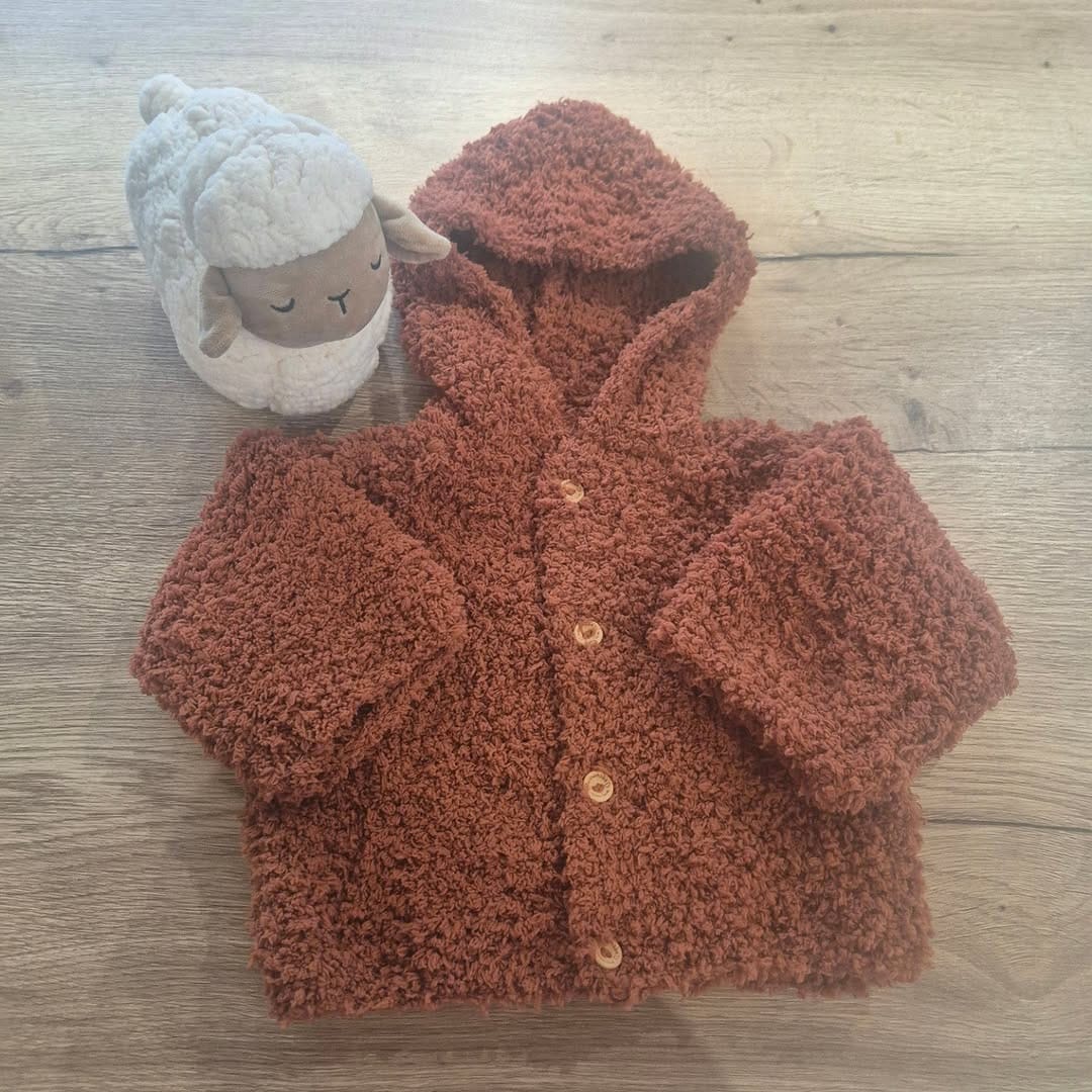 Post 3 by Les tricots de Céline on Instagram (carousel)