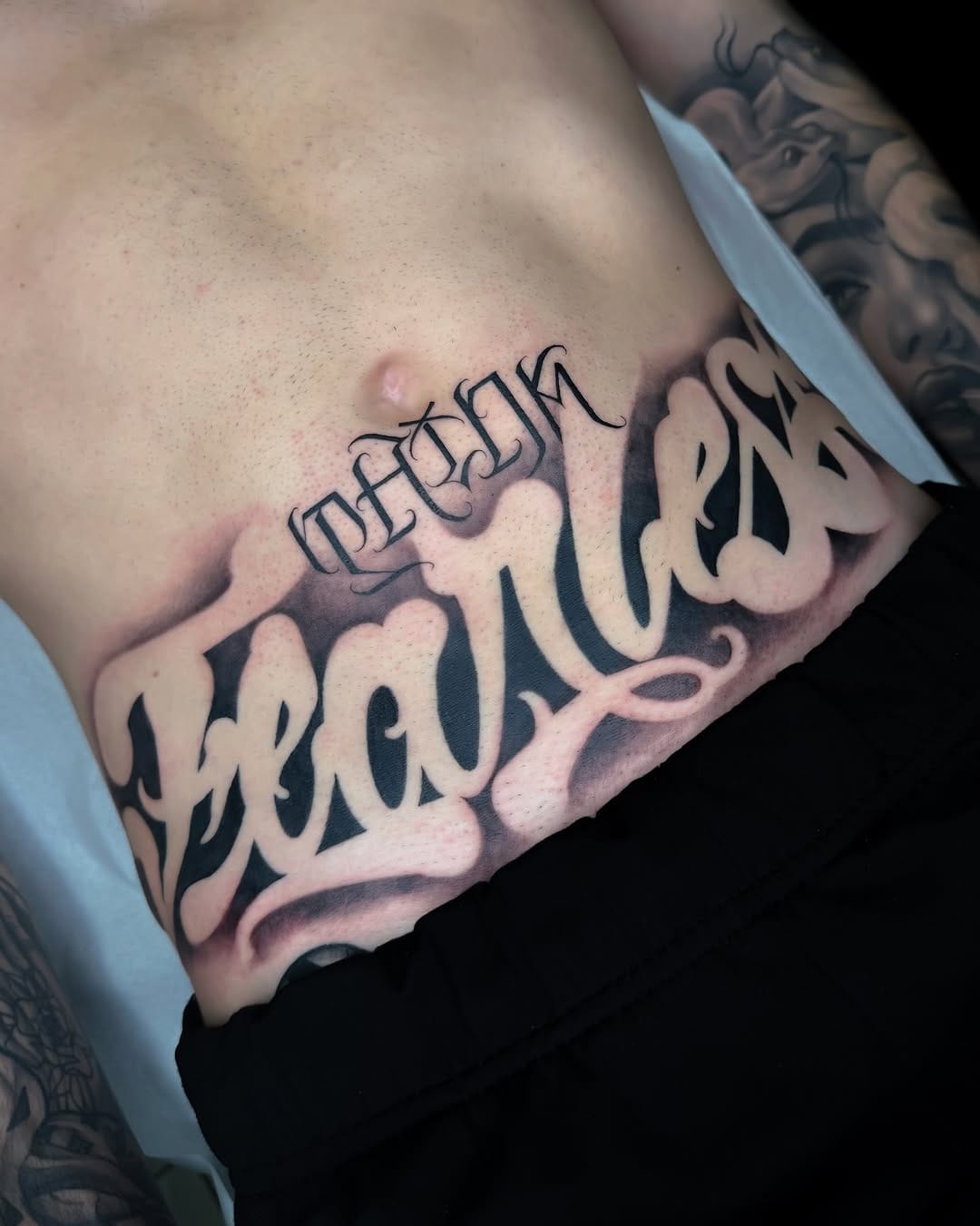 Post 8 by Noa ink ║ TATTOO & PIERCING ║ TUSCANY 🇮🇹 on Instagram (carousel)