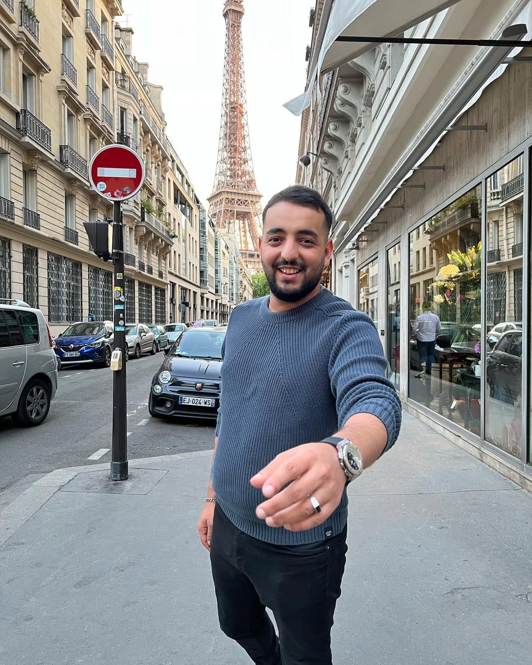 Post 10 by Younes Zarqoun on Instagram (carousel)