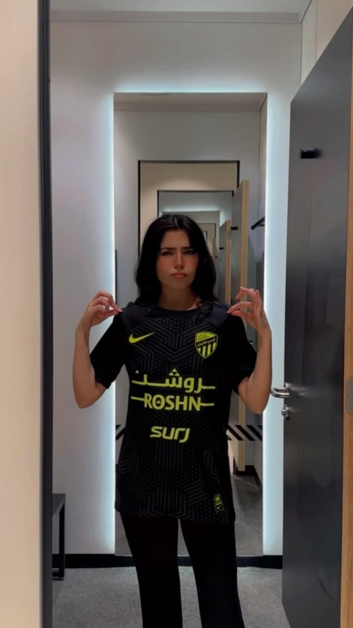Post 7 by Betoul Kadour on Instagram (video)