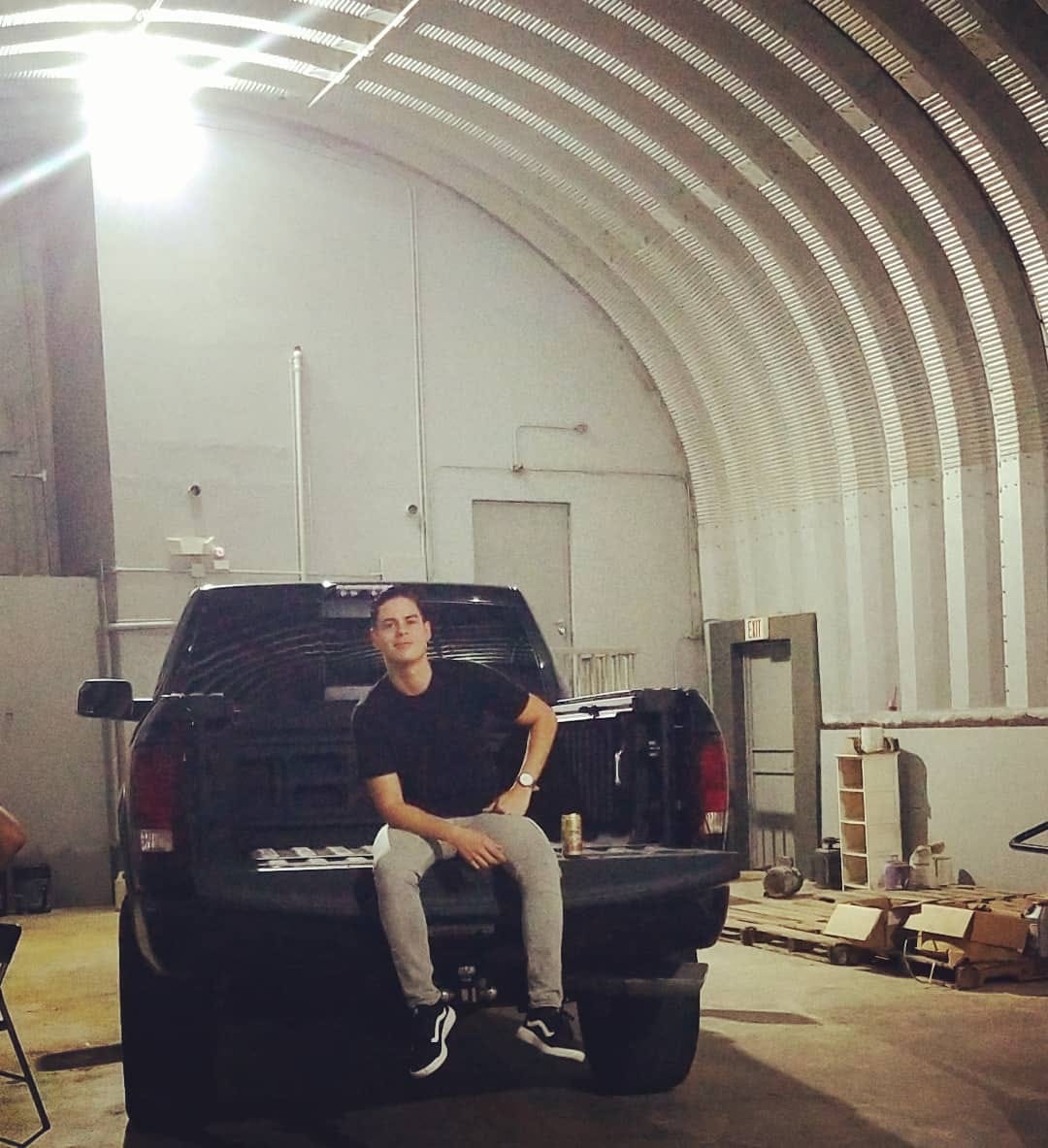 Post 8 by NANDO on Instagram (image)