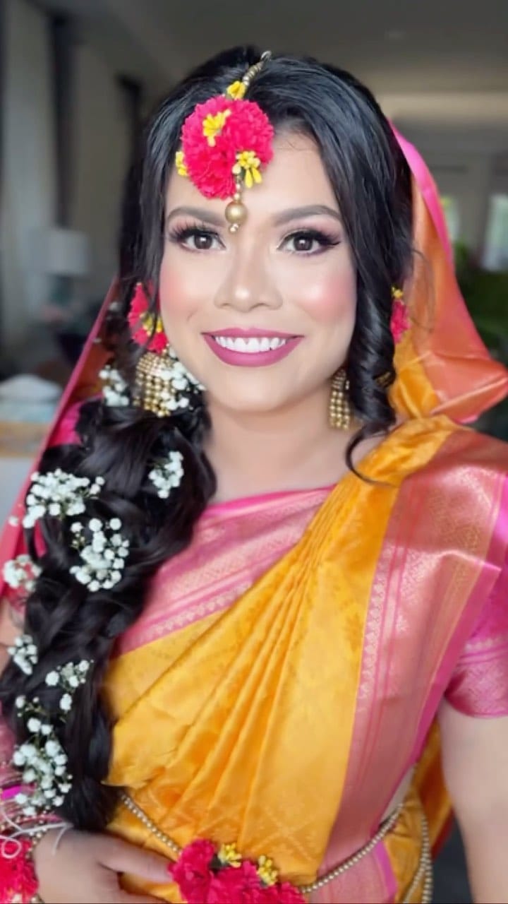 Post 4 by Sacramento Hair And Makeup Artist on Instagram (video)