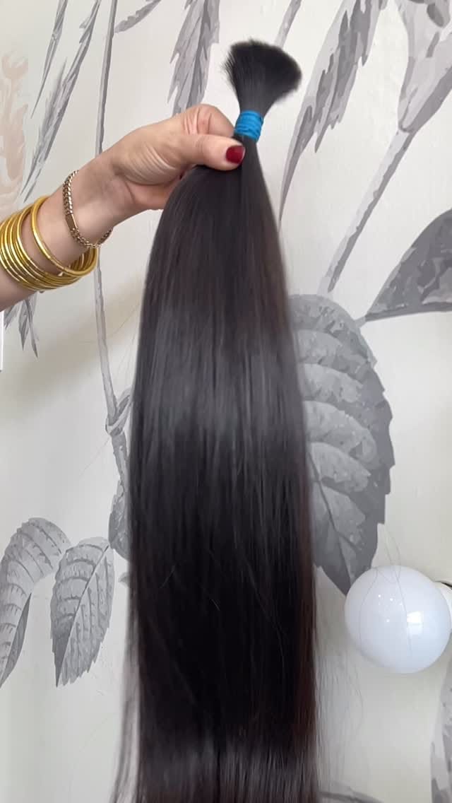 Post 2 by Venta y Aplicación De Cabello on Instagram (video)